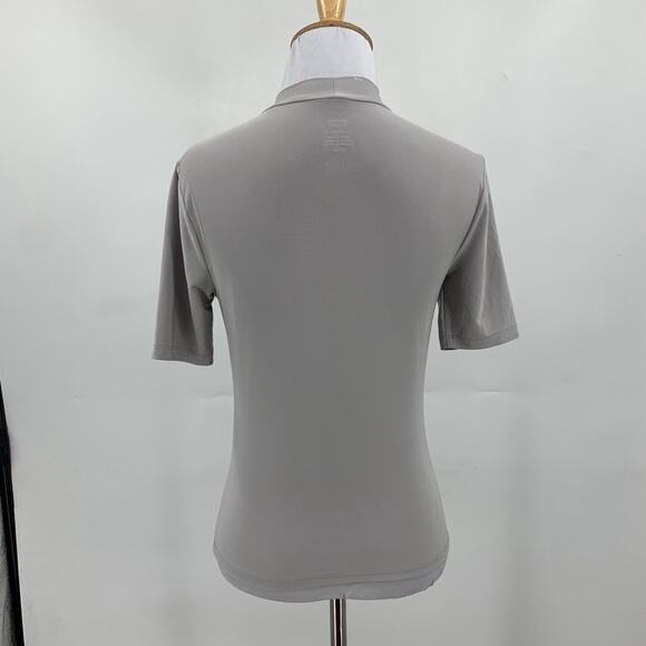 Levis T Shirt Womens S Small Gray Graphic Second Skin Short Sleeve Mock Neck - Picture 4 of 10